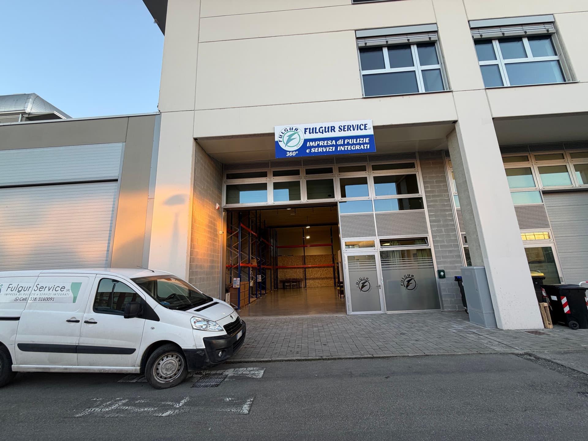 Team Fulgur Service al lavoro — pulizie professionali Parma